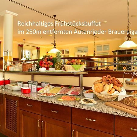 Hotel Gaestehaus Schlossbraeu Ichenhausen Zewnętrze zdjęcie